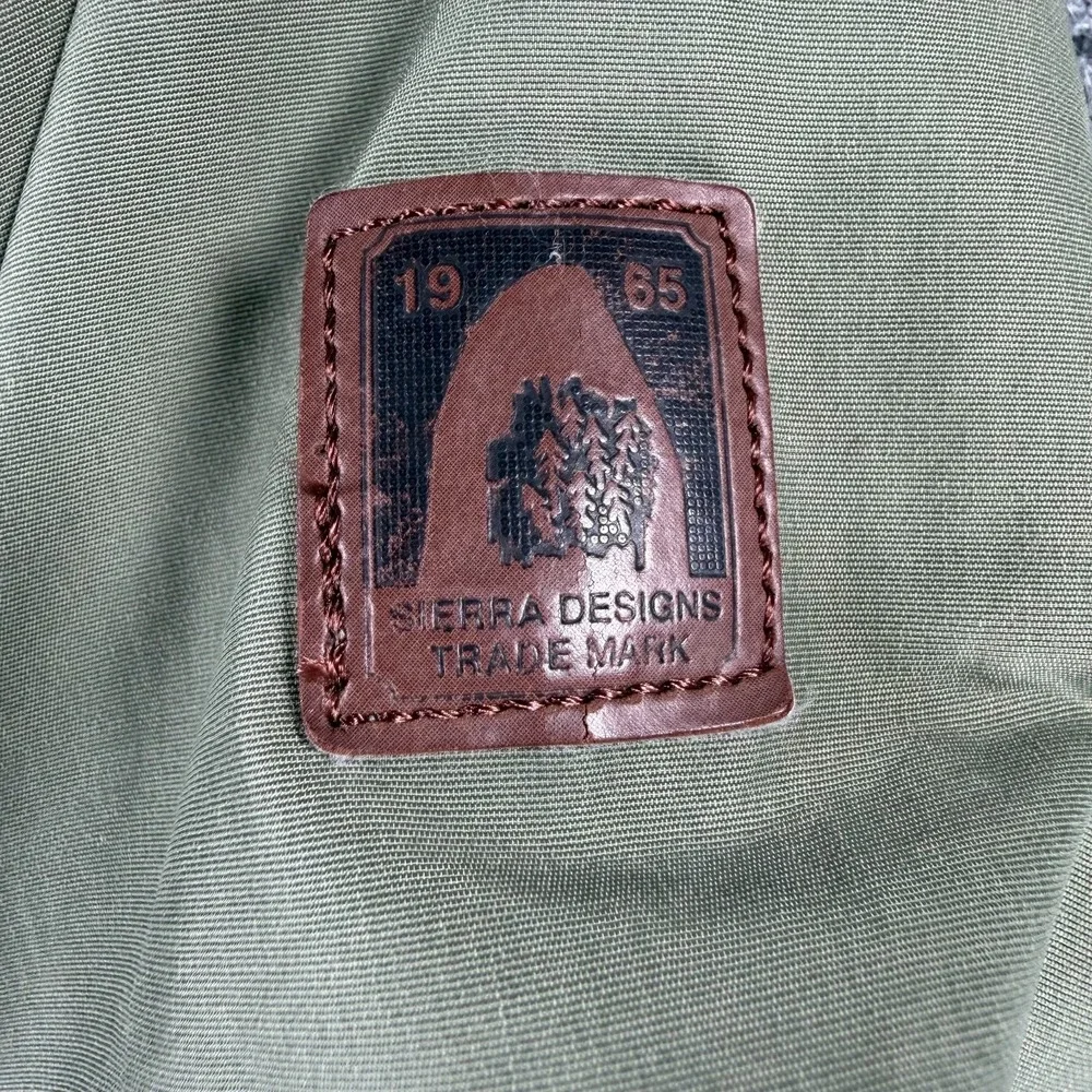 Sierra Designs Hooded Military Jacket Mens M Green Outdoor Zip Up Pockets Hiking